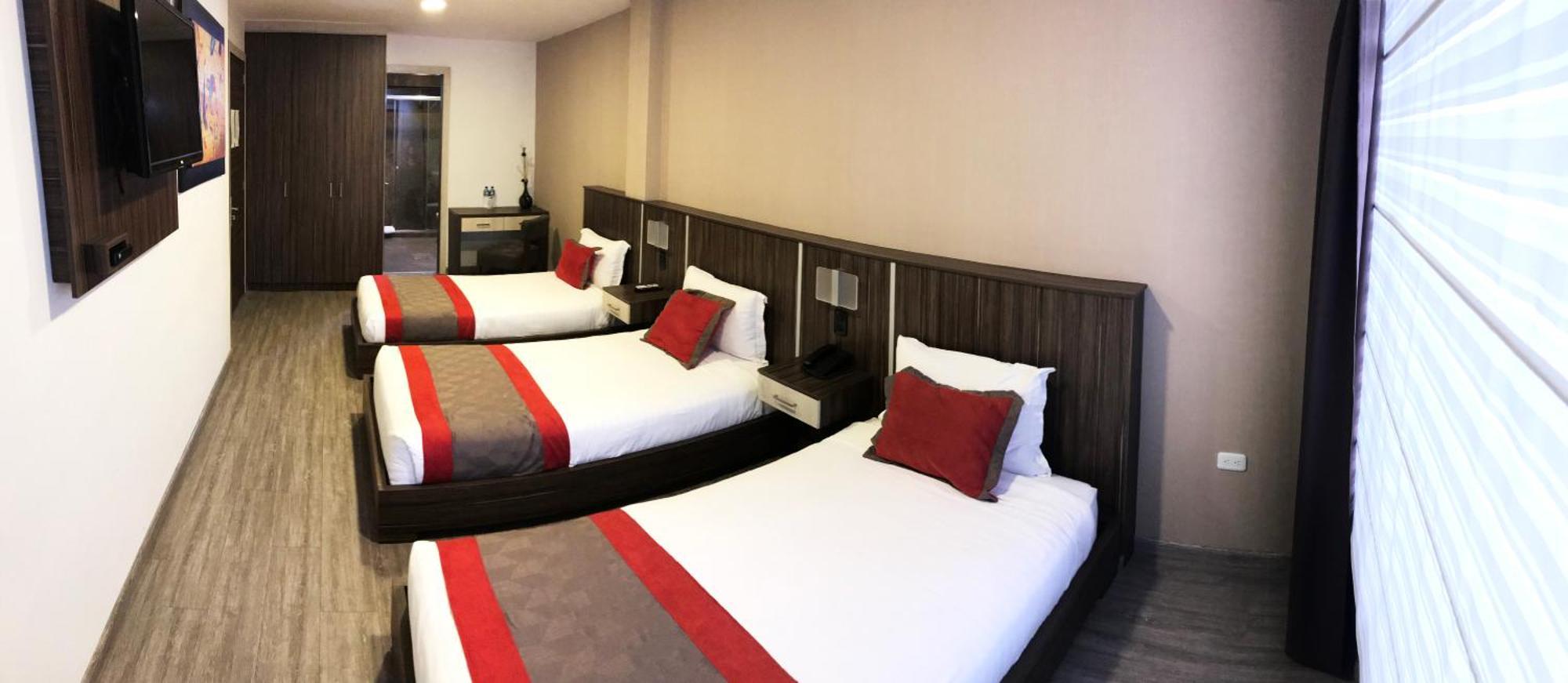 Hotel Santiago De Compostella Suites クエンカ エクステリア 写真