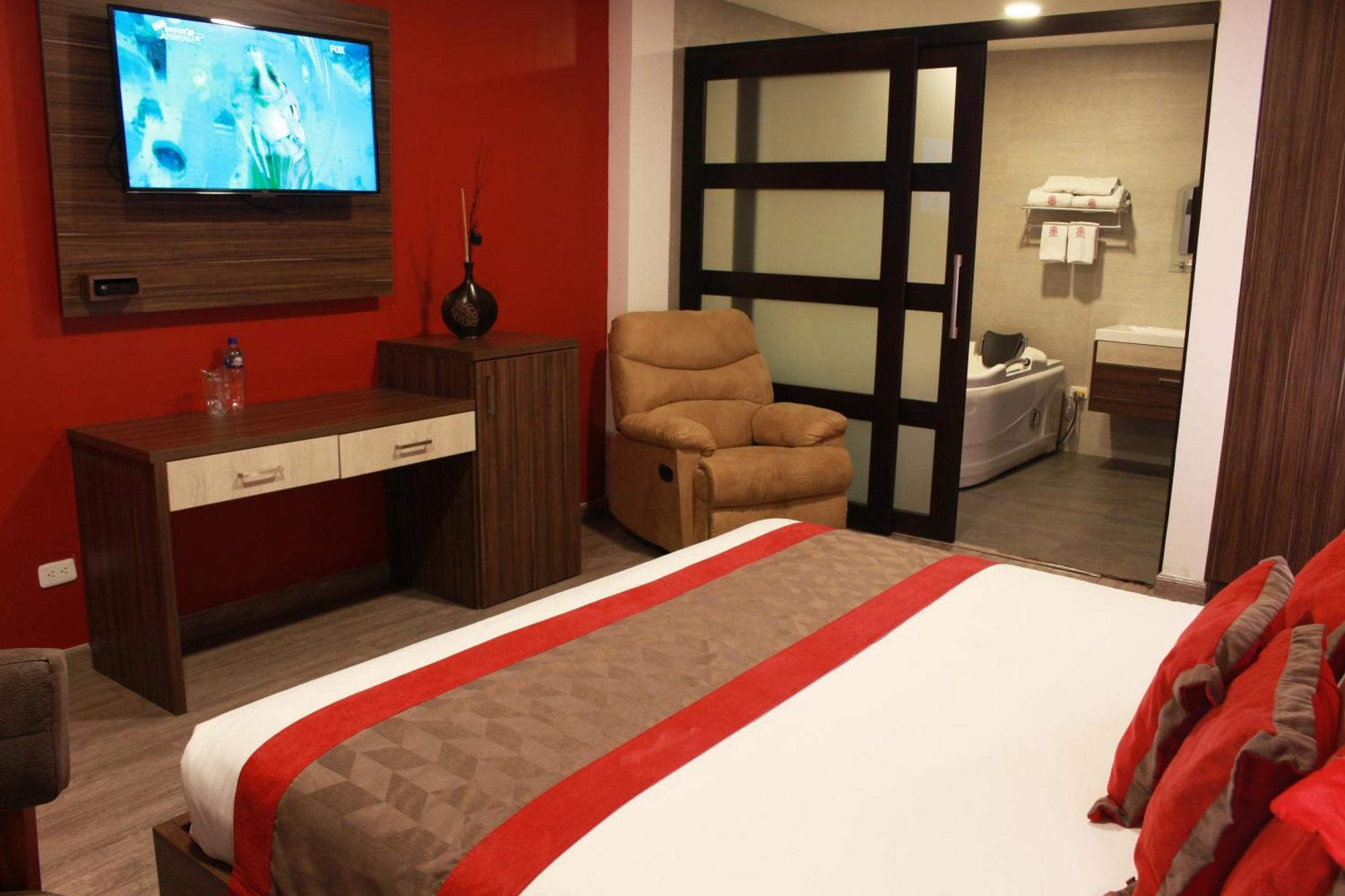 Hotel Santiago De Compostella Suites クエンカ エクステリア 写真