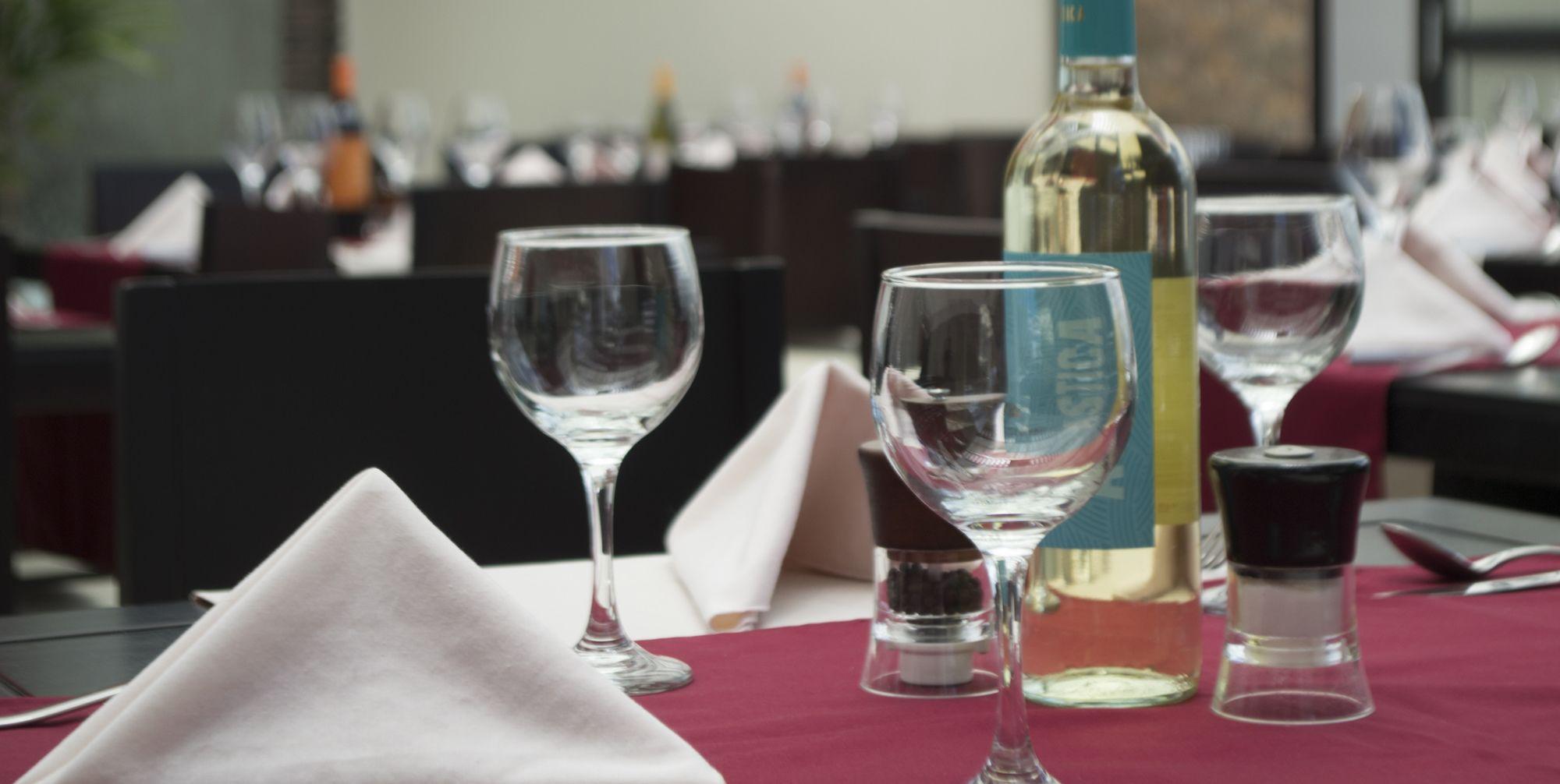 Hotel Santiago De Compostella Suites クエンカ エクステリア 写真