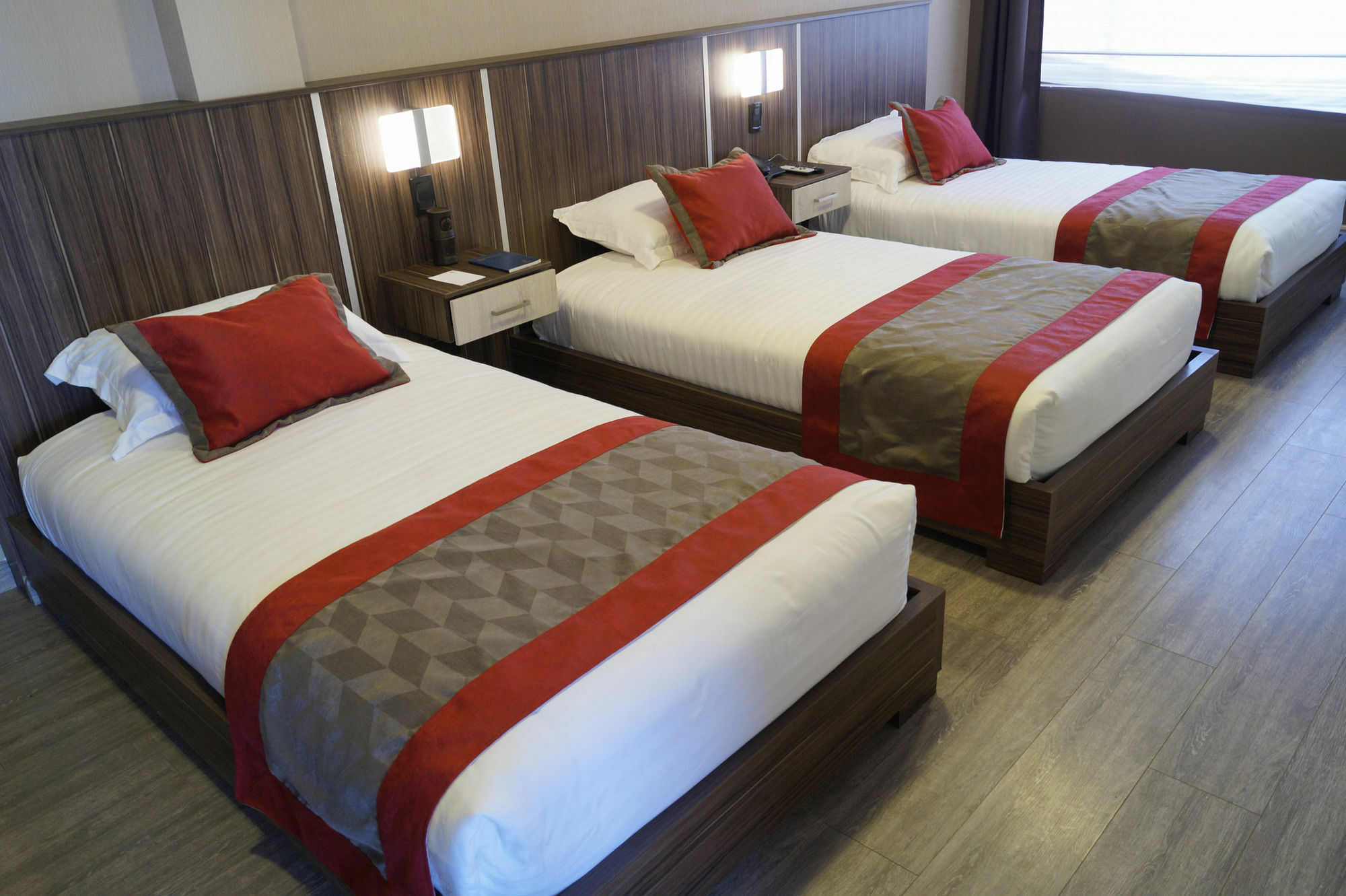 Hotel Santiago De Compostella Suites クエンカ エクステリア 写真